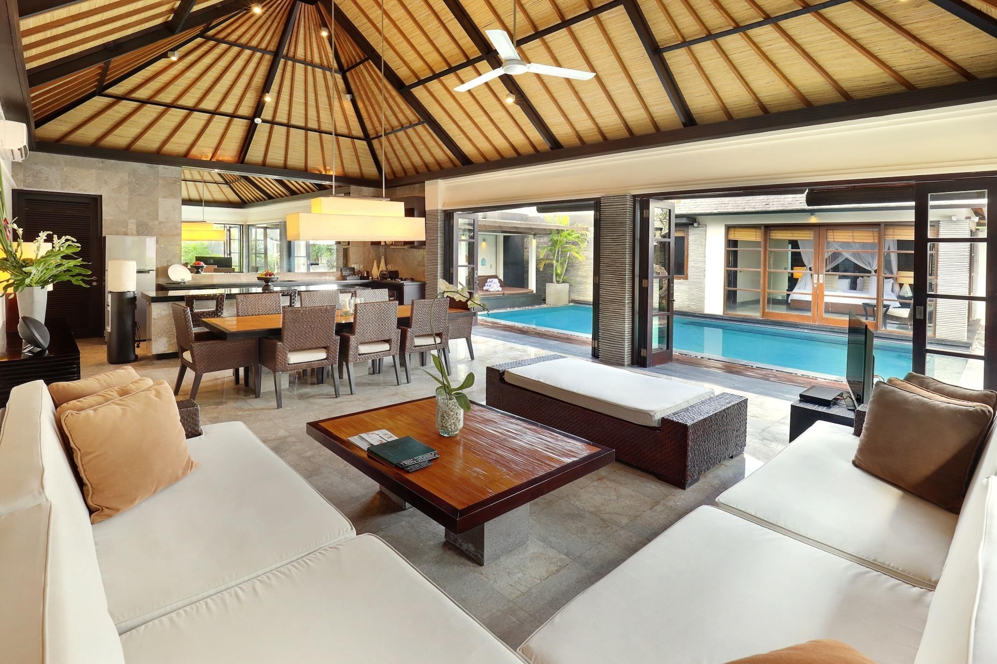 Peppers Seminyak Villa Exterior photo