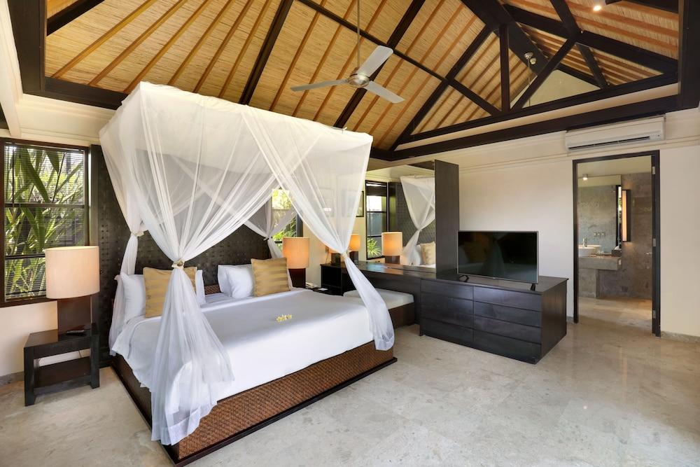 Peppers Seminyak Villa Exterior photo