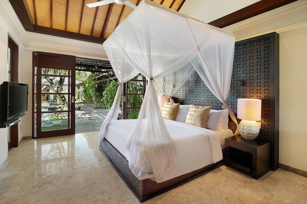 Peppers Seminyak Villa Exterior photo