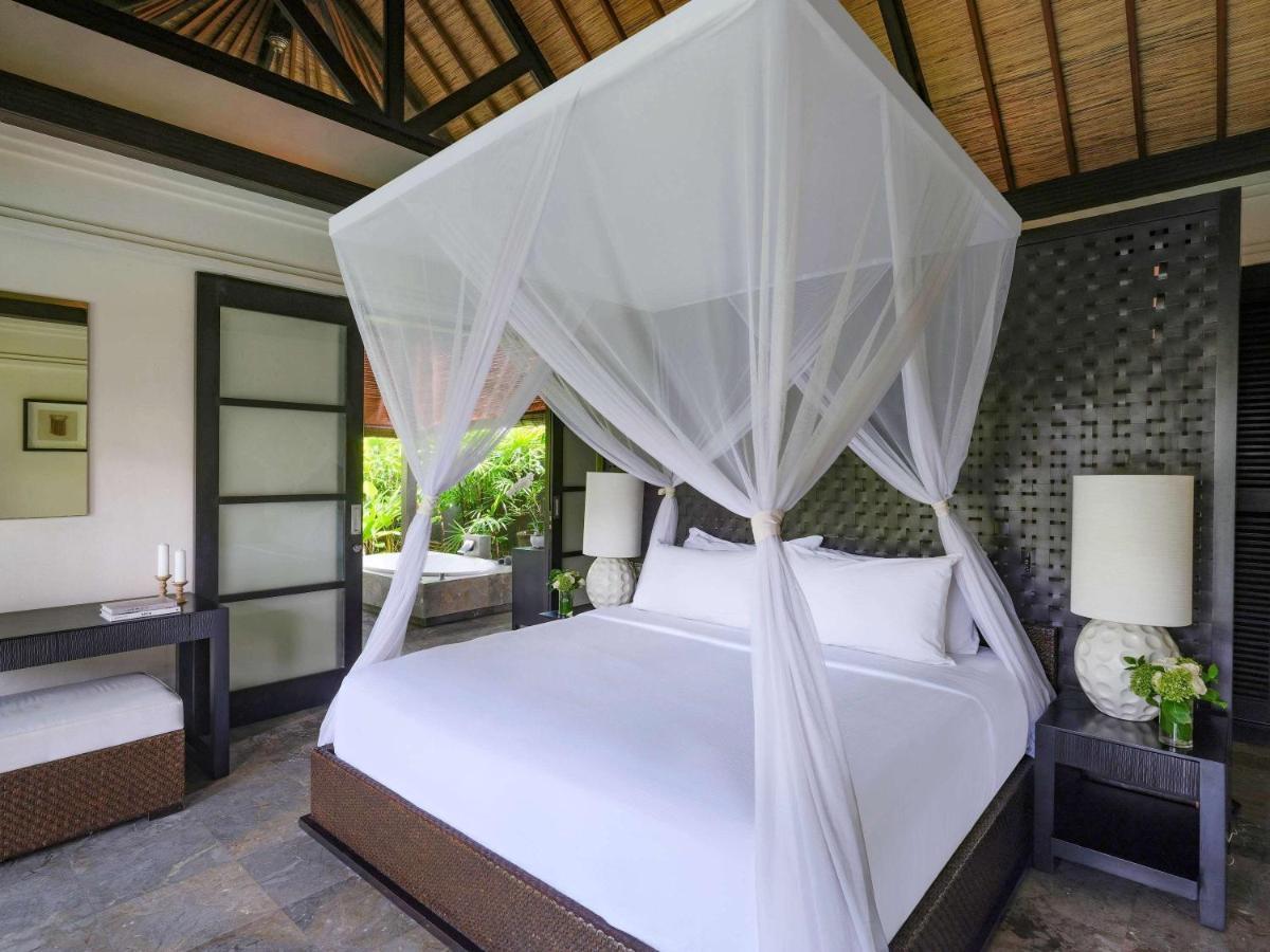 Peppers Seminyak Villa Exterior photo