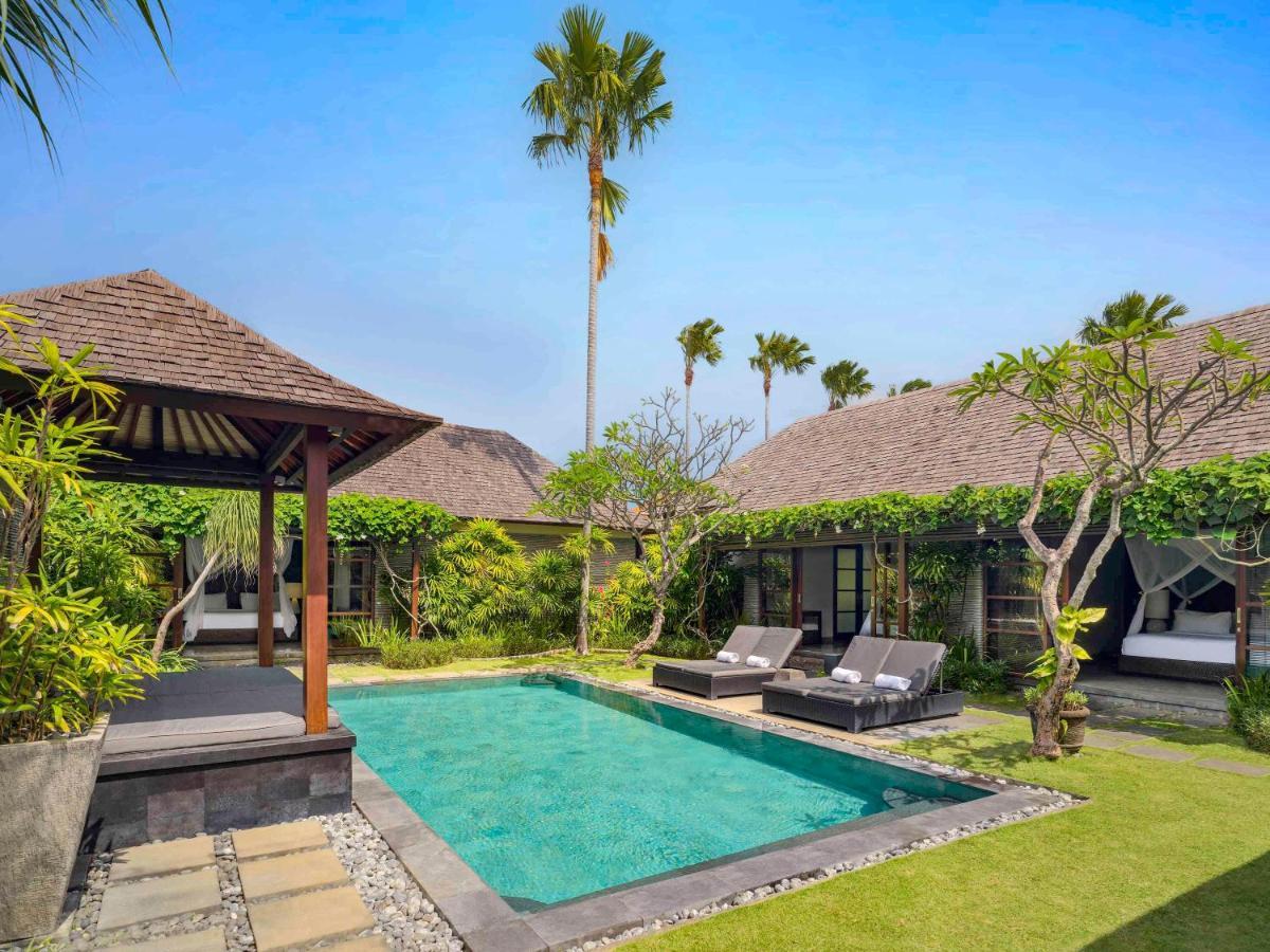 Peppers Seminyak Villa Exterior photo