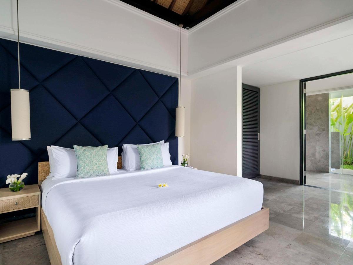 Peppers Seminyak Villa Exterior photo