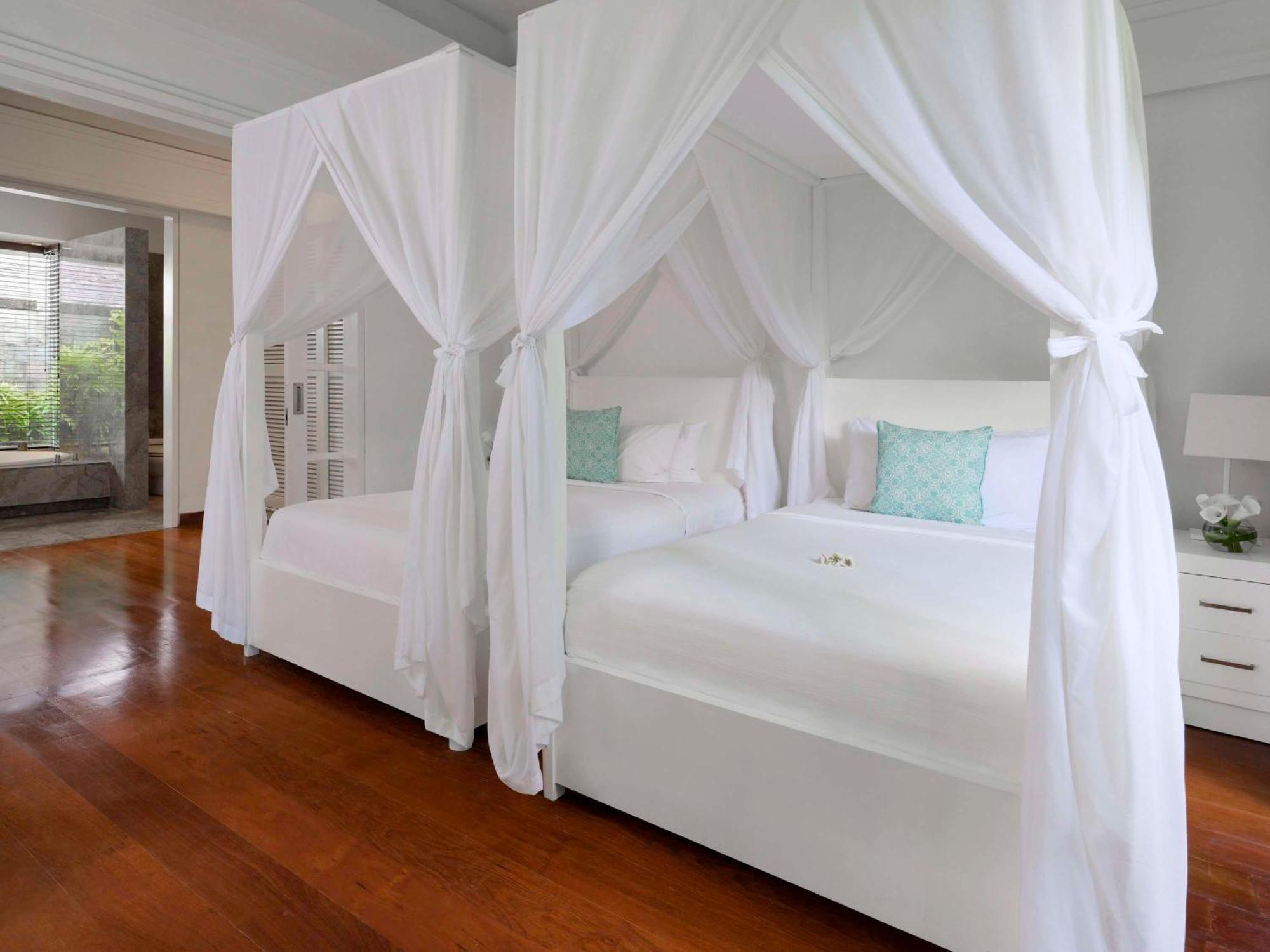 Peppers Seminyak Villa Exterior photo
