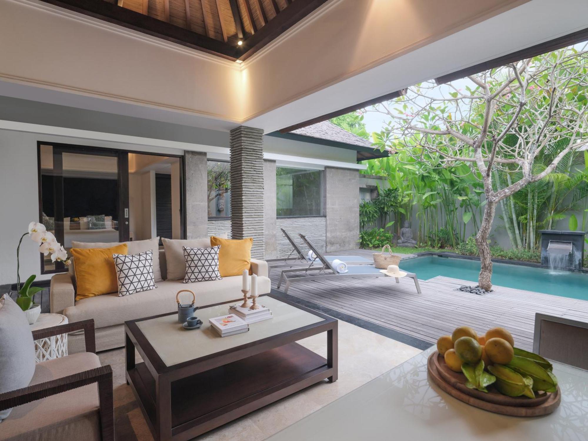 Peppers Seminyak Villa Exterior photo